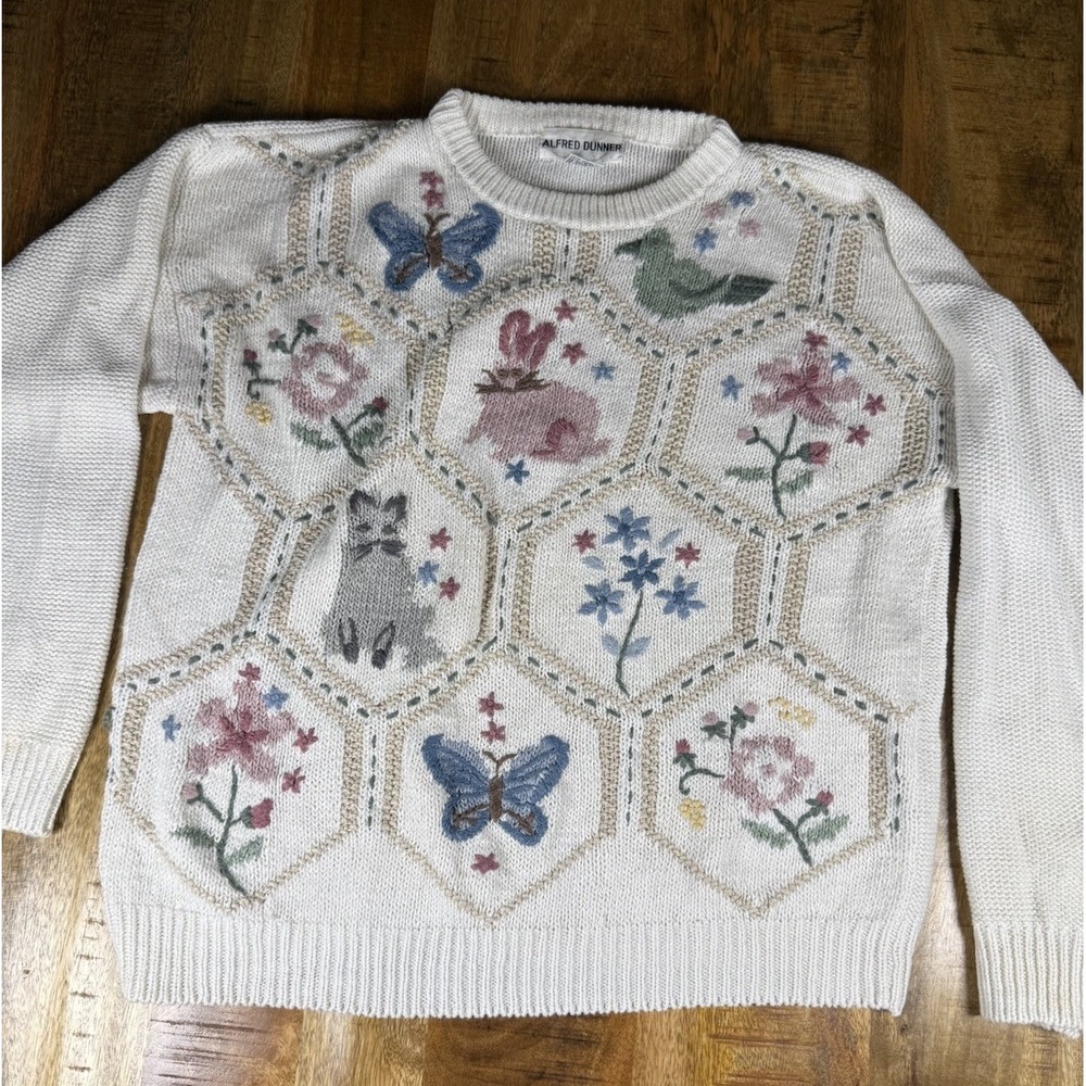 Vintage Alfred Dunner Cat Bunny Butterfly Floral Ramie Cottagecore Sweater M